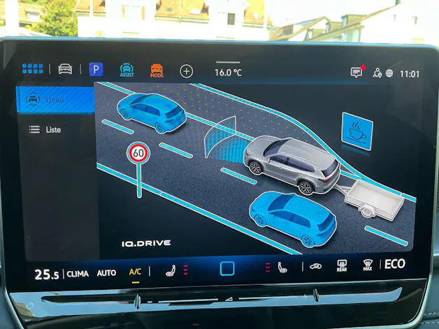 VW Tayron 1.5 TSI eHybrid 150 kW Life *** ANHÄNGERKUPPLUNG & 360° KAMERA ***