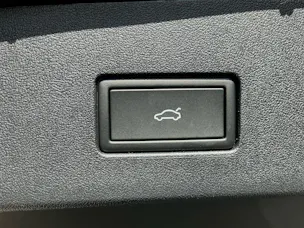 VW Tayron 1.5 TSI eHybrid 150 kW Life *** ANHÄNGERKUPPLUNG & 360° KAMERA ***