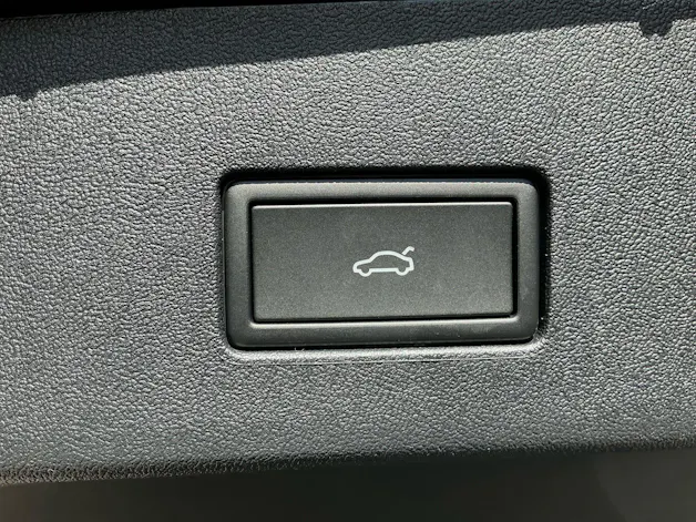 VW Tayron 1.5 TSI eHybrid 150 kW Life *** ANHÄNGERKUPPLUNG & 360° KAMERA ***
