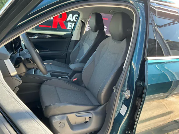 VW Tayron 1.5 TSI eHybrid 150 kW Life *** ANHÄNGERKUPPLUNG & 360° KAMERA ***