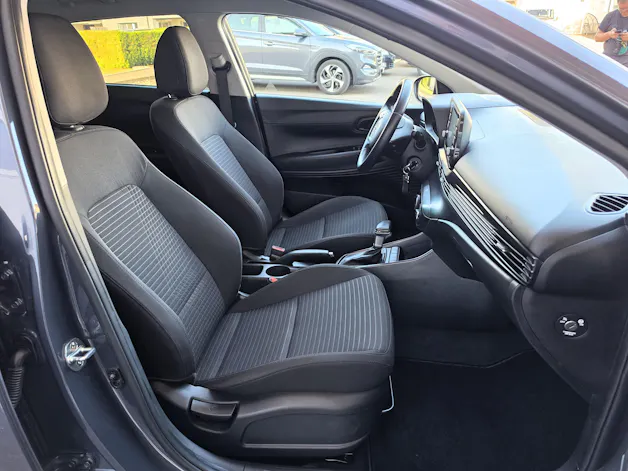 HYUNDAI i20 1.0 T-GDi Amplia