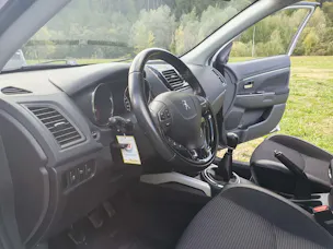 PEUGEOT 4008 1.6 HDi 115 Allure S/S
