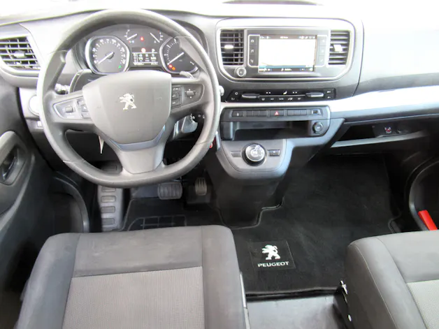 PEUGEOT Traveller 2.0 BlueHDi Business Standard EAT8