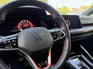 VW Golf VIII 2.0 TSI GTI DSG