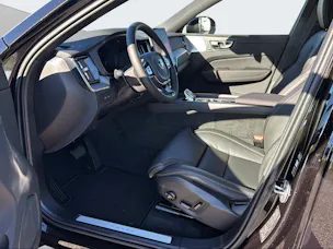 VOLVO XC60 2.0 T8 TE Black Edition eAWD