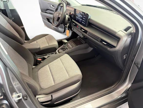 https://vehicle.imgix.net/4472843/36b839c0-d9a2-4bd3-978c-45edcacc7fce.jpg