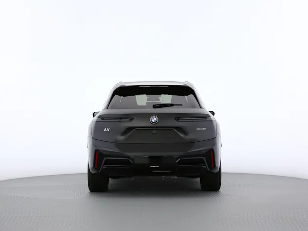 BMW iX xDrive60