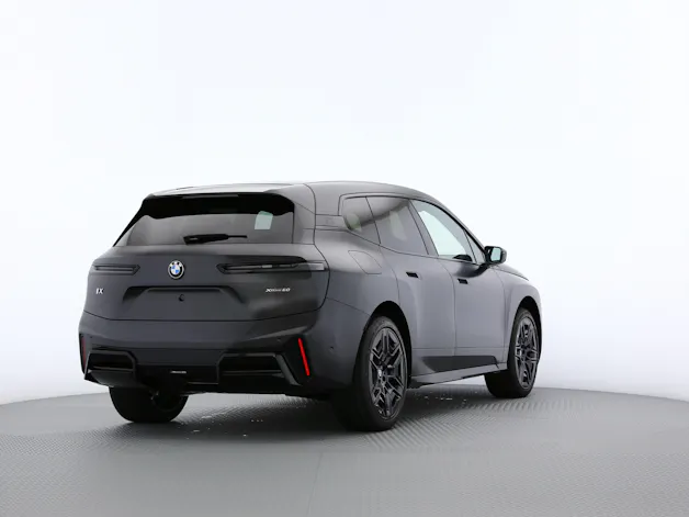 BMW iX xDrive60