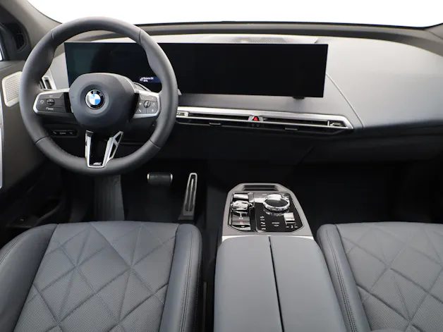 BMW iX xDrive60
