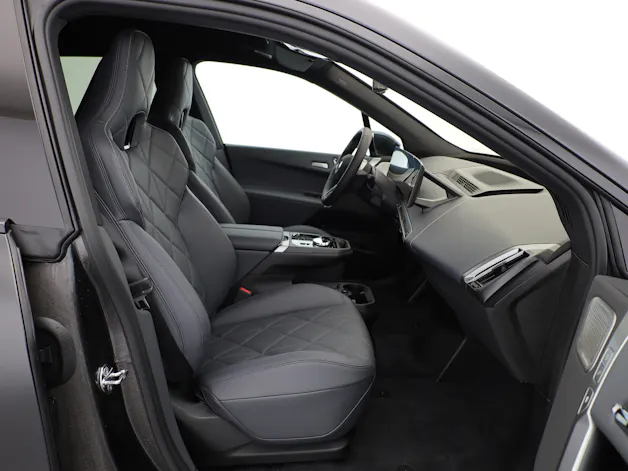 BMW iX xDrive60