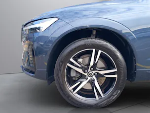 VOLVO XC60 2.0 B5 MH R-Design AWD