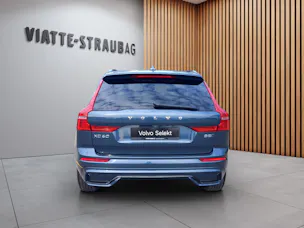 VOLVO XC60 2.0 B5 MH R-Design AWD