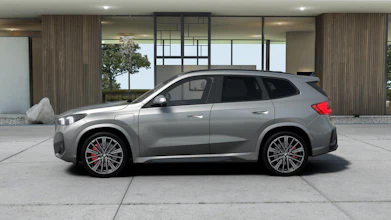 https://vehicle.imgix.net/4472919/35a45450-4746-4bfc-9770-2a869fdec65a.jpg