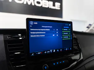 FORD E-Transit Van 350 L2H2 68kWh Trend