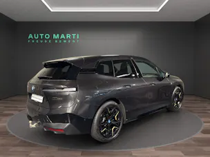 BMW iX M60