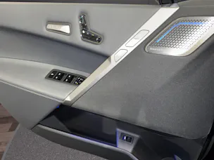 BMW iX M60