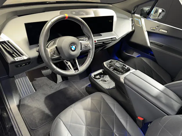 BMW iX M60