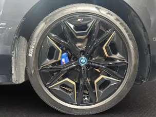 BMW iX M60