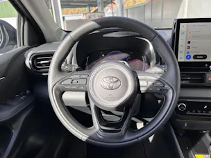 Toyota Yaris 1.5 VVT-i HSD Trend