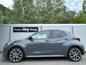 Toyota Yaris 1.5 VVT-i HSD Trend