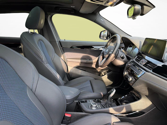 Fahrzeugbild BMW X2