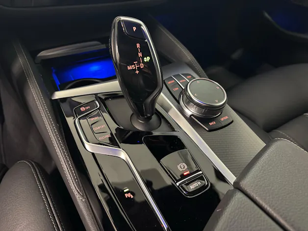 BMW 5er Reihe G31 Touring 520d xDrive 48V M-Sport
