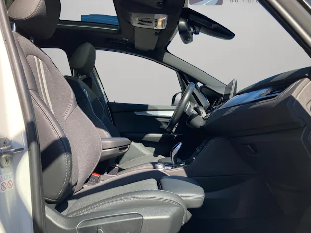 BMW 2er Reihe F46 Gran Tourer 220d xDrive