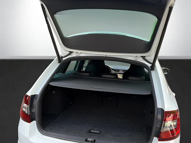 SKODA Octavia Combi 2.0 TDI 184 Ambition 4x4 DSG
