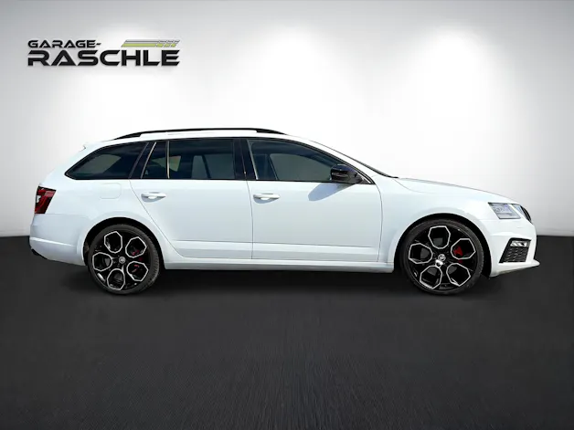 SKODA Octavia Combi 2.0 TDI 184 Ambition 4x4 DSG