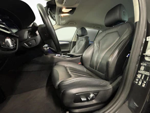 https://vehicle.imgix.net/4473132/03129a13-5098-49d9-a409-5176037868ad.jpg