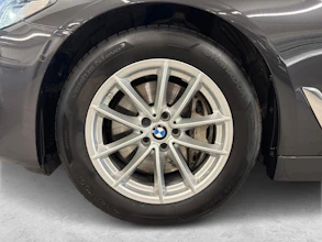 https://vehicle.imgix.net/4473132/8e8ada8b-d0c1-450b-be1c-a101cbdc37a1.jpg