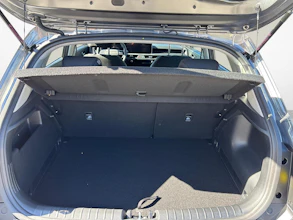 https://vehicle.imgix.net/4473134/f32bdd16-8a76-4d30-ab31-32ae6064d058.jpg