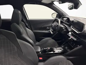 PEUGEOT 2008 e-GT
