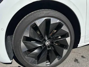 SKODA Enyaq iV 80x SportLine (CH)