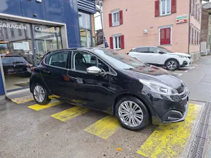 PEUGEOT 208 1.2 PureTech Allure S/S