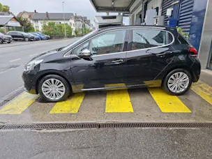 PEUGEOT 208 1.2 PureTech Allure S/S