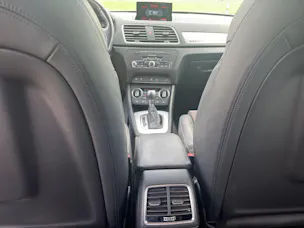 AUDI Q3 2.0 TFSI Sport quattro S-Tr.