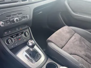 AUDI Q3 2.0 TFSI Sport quattro S-Tr.