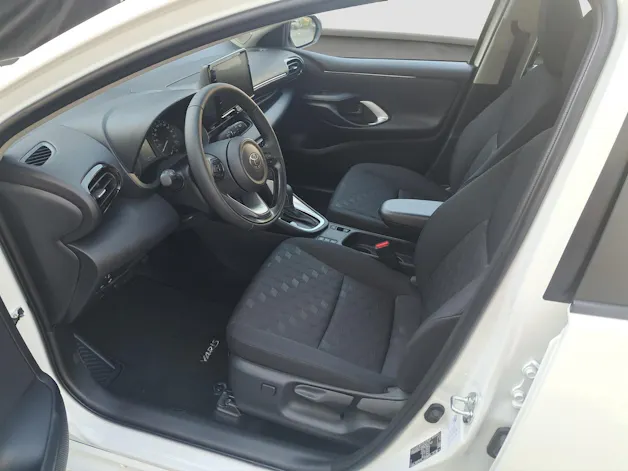 Toyota Yaris 1.5 VVT-i HSD Comfort