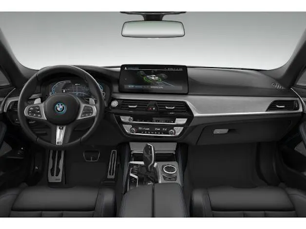 BMW 545e xDrive