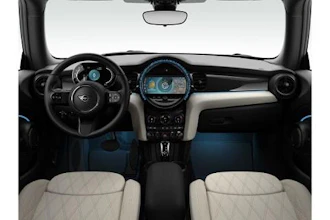 https://vehicle.imgix.net/4473372/92b7979a-976b-4e9f-961c-71e320ffa07e.jpg