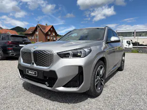 BMW iX1 xDrive30 M Sport