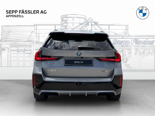 BMW iX1 xDrive30 M Sport