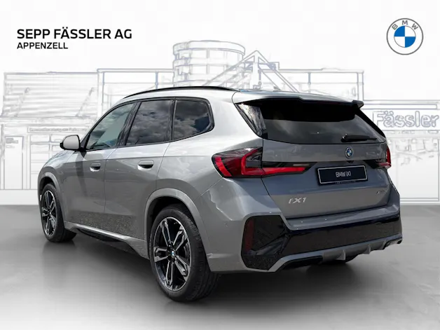 BMW iX1 xDrive30 M Sport