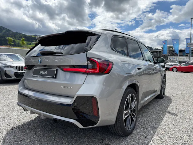 BMW iX1 xDrive30 M Sport