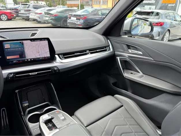 BMW iX1 xDrive30 M Sport