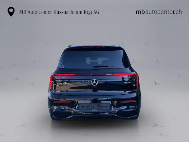 MERCEDES-BENZ GLB 220 4matic