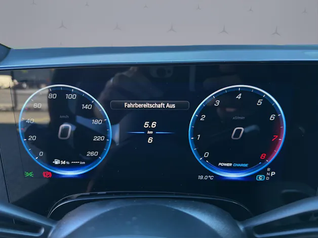 MERCEDES-BENZ GLB 220 4matic