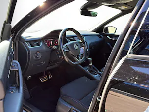 SKODA Octavia Combi 2.0 TDI 184 RS 4x4 DSG