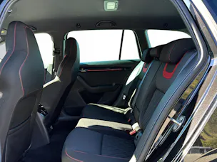 SKODA Octavia Combi 2.0 TDI 184 RS 4x4 DSG